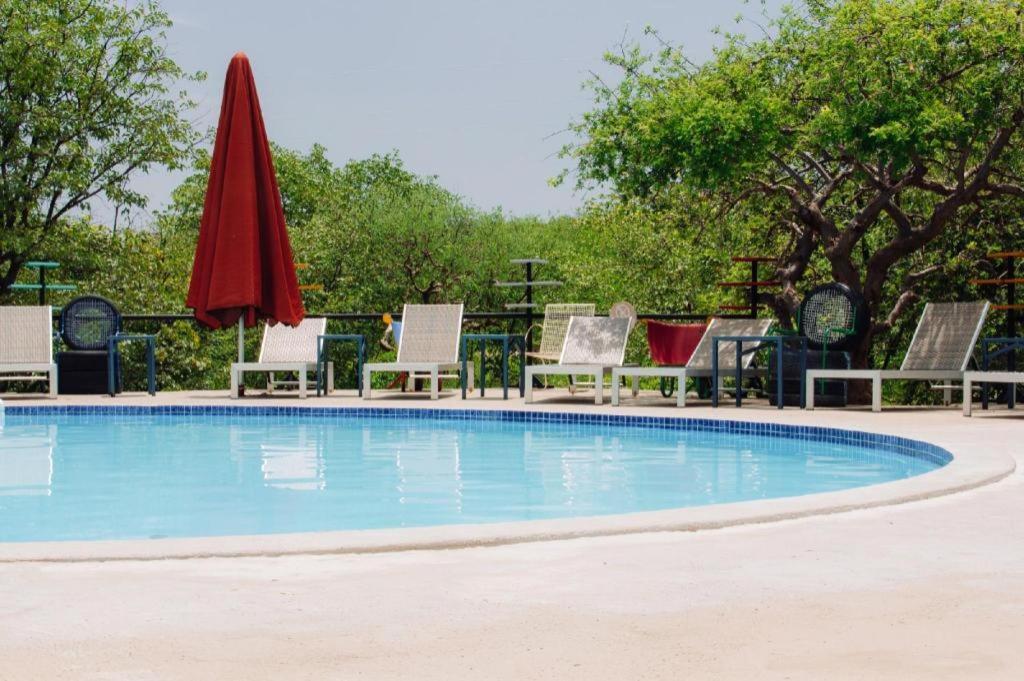 Etosha Safari Camp, Etosha National Park, Namibia Hotel Okaukuejo Exterior foto
